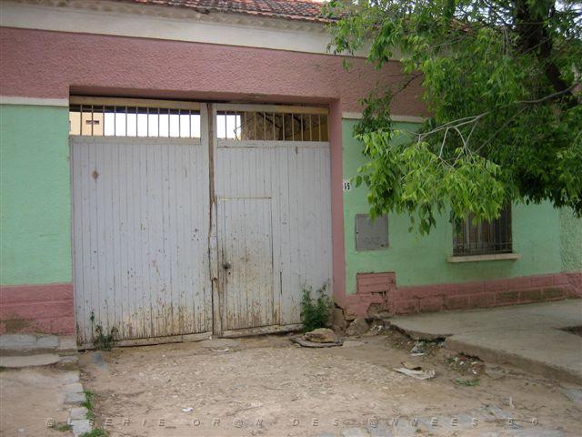 LE TELAGH Maison 27 L Renault.jpg
